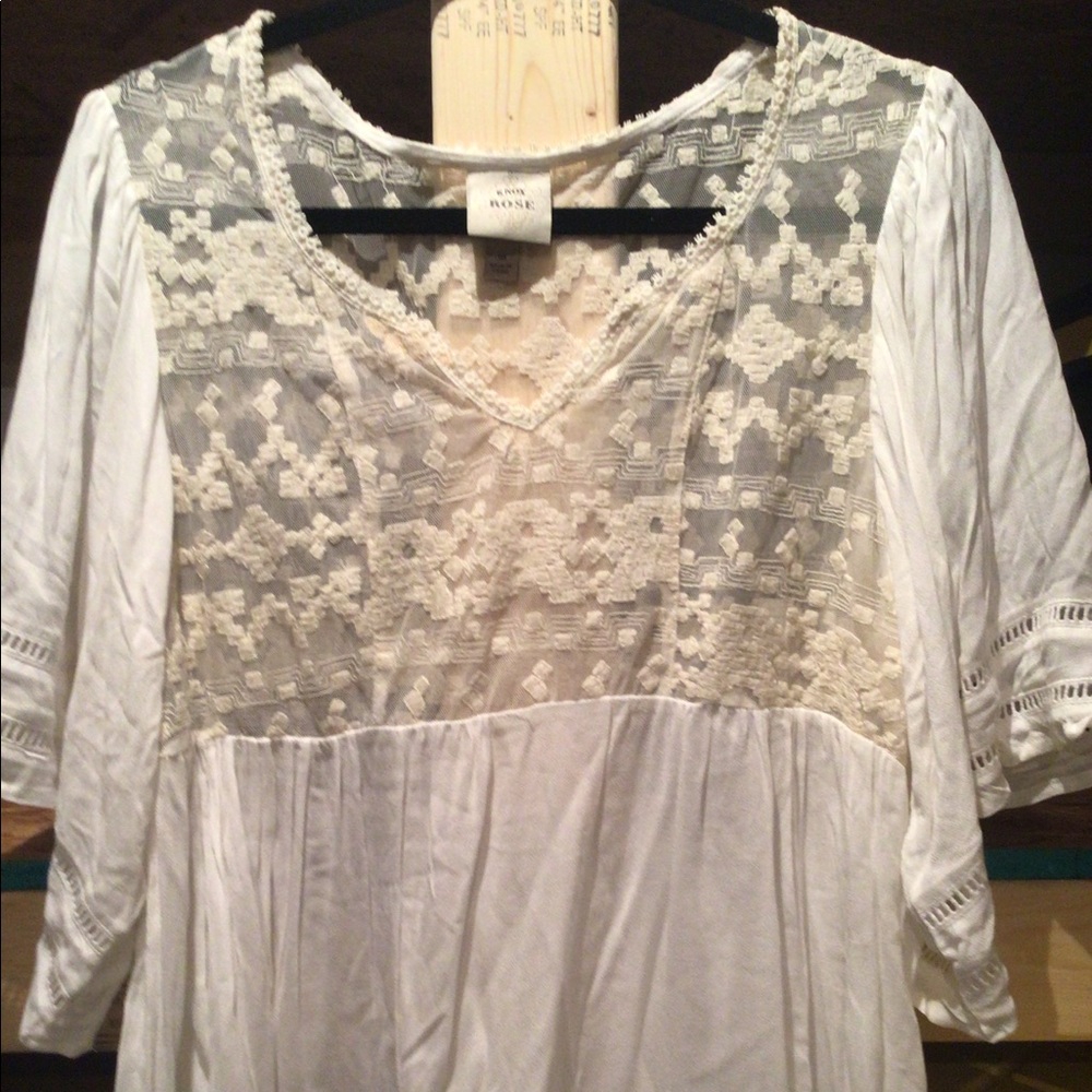 Knox Rose romantic tunic top size large